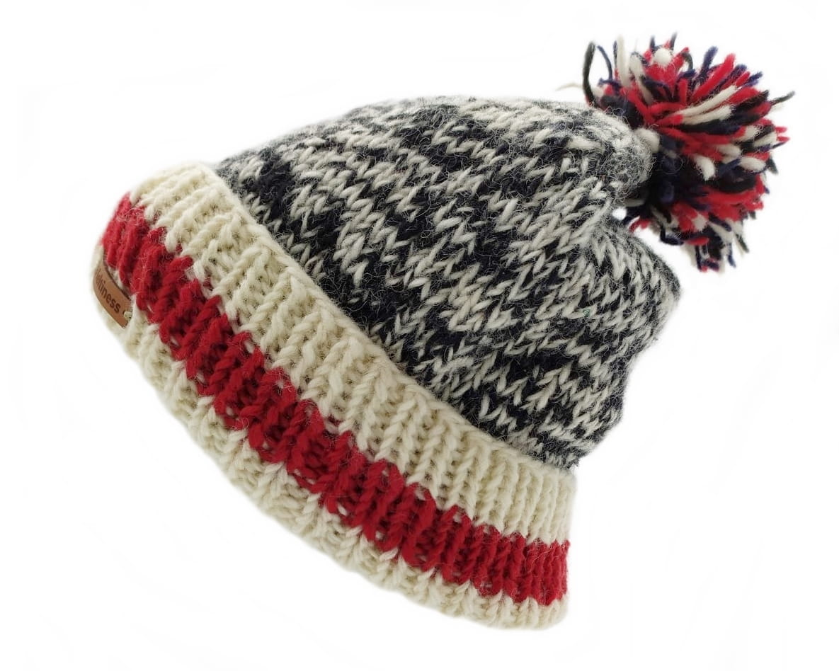 Czapka wełniana z pomponem