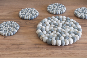 Podstawki podkładki wełniane na stół Popielate