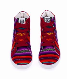 <p><span >Oryginalne buty Inkamos wykonane z kolorowej tkaniny zdobionej tradycyjnymi wzorami kultury Inków.</span></p> Trampki Inkamos Alto Rojo, oryginalne buty z Peru - Feltiness