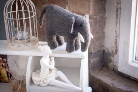 Alternative view of Słoń - zwierzak filcowy