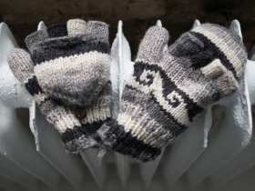 Rękawiczki wełniane z klapką - Feltiness