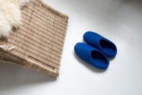 Paputy Niebieskie z podeszwą - kapcie wełniane - Feltiness