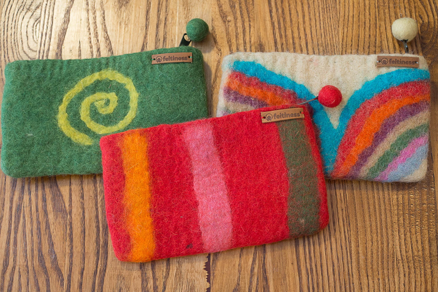 Portfel, piórnik filcowy Zielony - obrazek 3