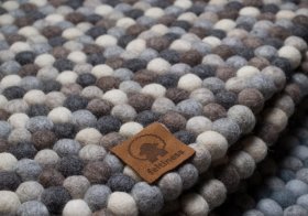 Dywan wełniany z kulek - Delikatny Beż - Feltiness