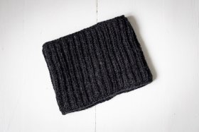 Alternative view of Komin wełniany czarny